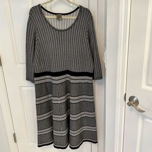 Taylor Woman Knit Dress 3/4 Sleeve MIDI Dress, Size 3X